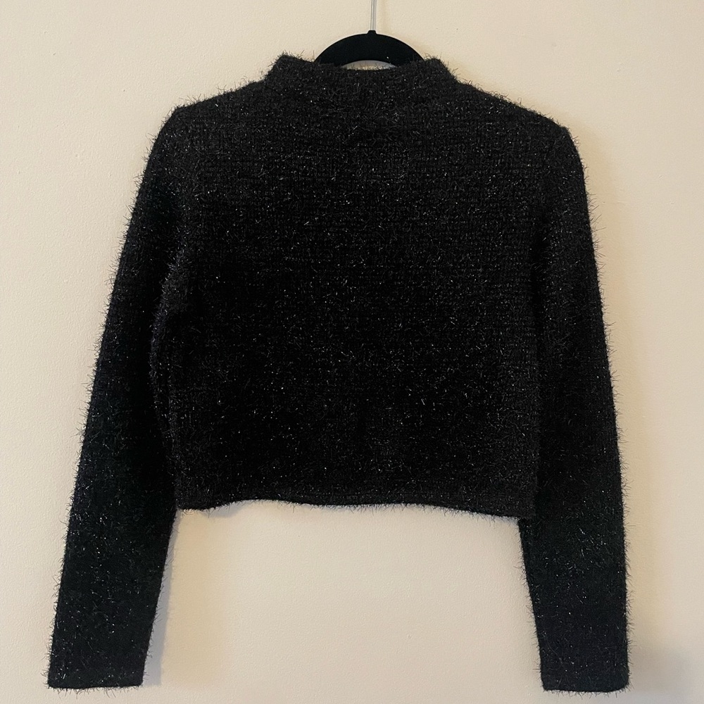 H&M sparkly black cropped sweater, size M